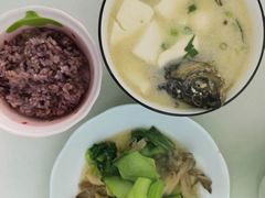 -鲸育宝宝月嫂(徐汇店)