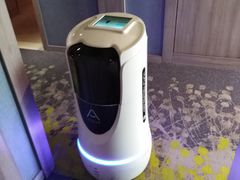 -西安大雁塔科技大学地铁站亚朵酒店