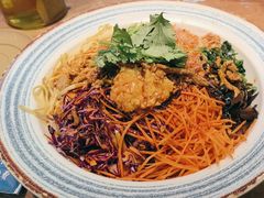 -喝丢一只鞋海鲜烧烤(市场店)