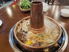 -岳记兴隆·青城腊排铜火锅(融创店)