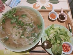 -越弥越南传统美食馆