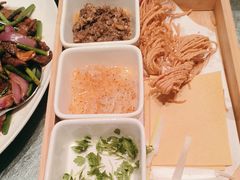 -凤凰园烤鸭店·唐山菜·传承花椒肉(老唐丰路店)