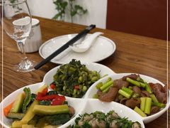 -火娃菜馆(新岭花园1期店)