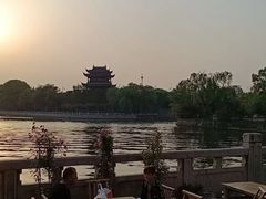 -聚汇三少·龙虾·中餐厅(莫邪路新天地店)