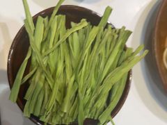 -卤校长老火锅(杨家坪直营店)