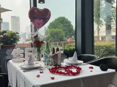 -MONICH牛排融合餐厅(和义大道购物中心店)