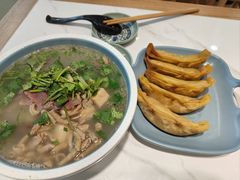 -老新隆牛肉锅贴(新街口店)