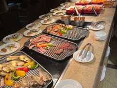 -大中华希尔顿酒店-念自助餐·嗨啤·小龙虾