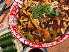 -临界音乐酒馆·小龙虾·江湖菜(华熙LIVE·鱼洞店)