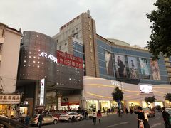-广州白马服装市场