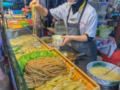 -正宁路小吃夜市