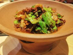 碾辣椒炒肉-吃饭皇帝大·土家民族菜(武陵源店)