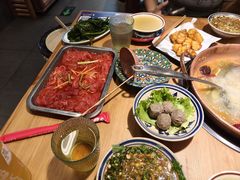 -洱火云南酸菜牛肉火锅(石景山当代商城店)