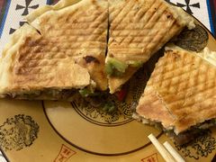 牦牛肉烤饼-卡万金特色藏餐