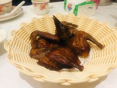 红烧石歧乳鸽-稻香酒家(天河城店)