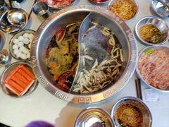 -憨铁匠老火锅(龙岗万科里店)
