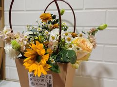 -弗劳尔花艺坊(龙涛店)