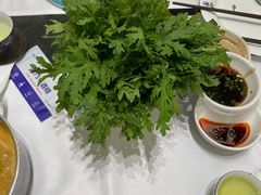 -红鼎豆捞·非遗鲍皇汤火锅(宝丰路店)