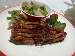 -驻海渔市(置信店)