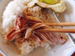 -巷子深菜馆·津门肘子(滨海店)