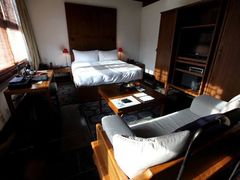 安缦颐和庭院套房-主卧室全景-北京颐和宾馆