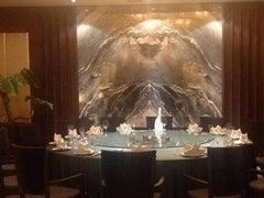 包厢-八府香鸭·啫啫煲(华山路店)