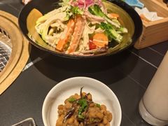 -山川小町·极番烧肉(新地假日广场店)