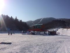 -亚布力新体委滑雪场
