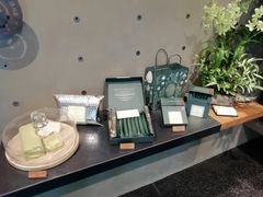 -微热山丘(台北民生公园门市店)
