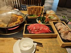 -湊湊火锅·茶憩(上海合生汇店)