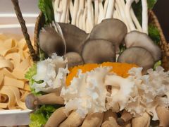 -老员外骨汤火锅(海州古城店)