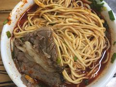 -清真·马安军辣子牛肉面