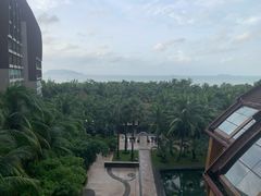 -三亚湾海居铂尔曼度假酒店