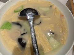 -汤城小厨•粤菜•靓汤(苏州街店)