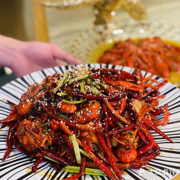 吃一次就爱上了的吃小龙虾神仙地