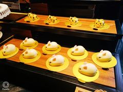 -雍容荟帝王蟹活龙虾展台自助(IFS黑金店)