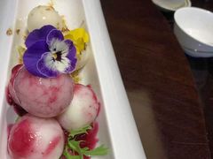 双色山药球-泛太平洋大酒店·海天楼中餐厅·粤菜