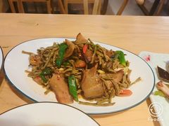 陕南干豇豆炒腊肉-钟记家菜(红专南路店)