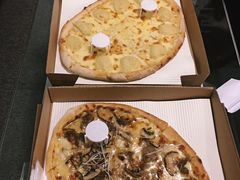 烤牛肉披萨-I HOLIC艾豪丽披萨(KKone店)