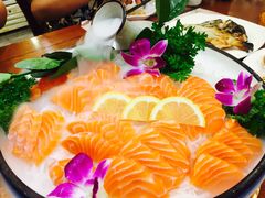 -青瓦餐厅·生鱼片·韩园烤肉(西塔店)