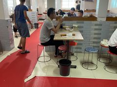 大堂-张阿三馄饨店