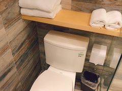 -爱舍美景酒店(燕儿岛路地铁站店)