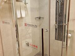 -肇庆国际大酒店(七星岩星湖景区店)