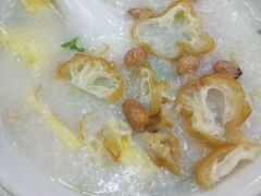 荔湾艇仔粥-银记肠粉店(赤岗店)