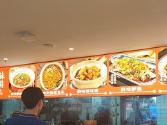 -韵味湘肴·小炒黄牛肉(五一广场美食地标店)