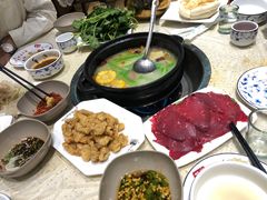 -九寨沟特色牦牛肉汤锅