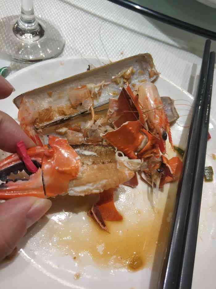 海宴一品-"来鲅鱼圈出差,客户请吃饭,选了这家挺大气.