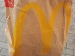 -麦当劳(乳山路店)