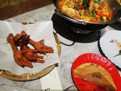 -渔语鱼新川菜Bistro(万象天地店)