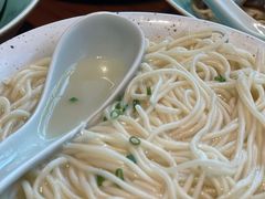 鸡汤阳春面-人间酒暖·Go blanc·烧鸟·深夜食堂(陆家嘴店)